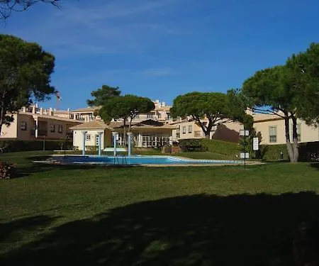 Bicos 101 - Shared Pool - 4 Guests - Apartment Albufeira